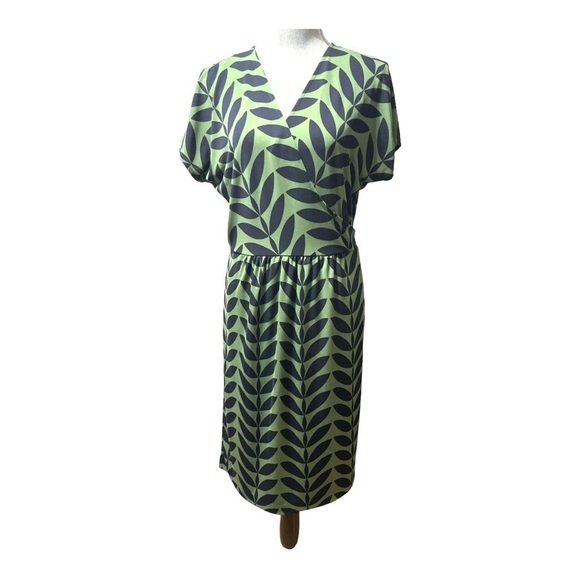 Ann Taylor Navy Leaf Print Wrap Dress size 10 - Picture 4 of 13